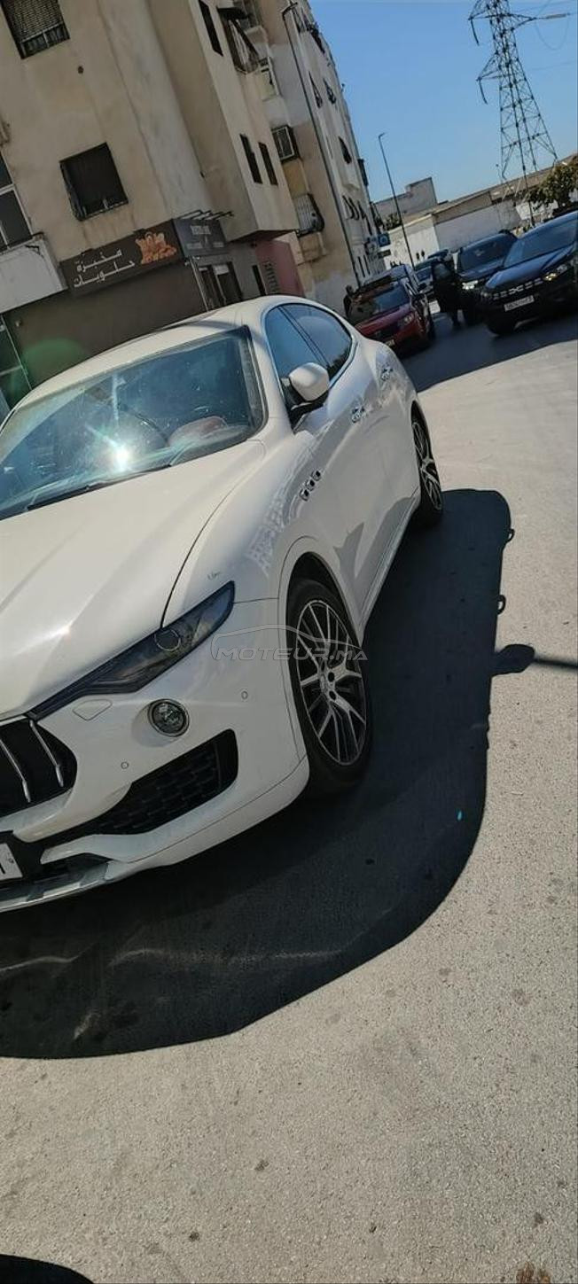 MASERATI LEVANTE 