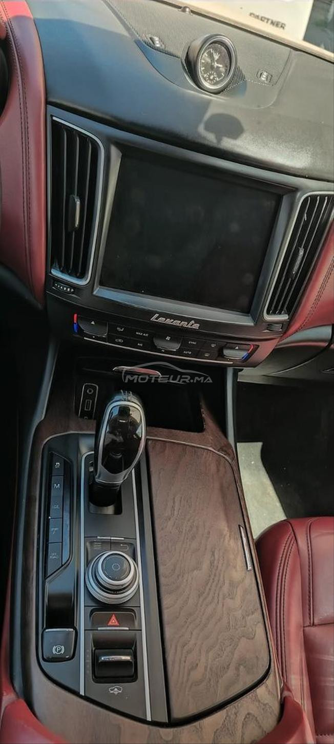 MASERATI LEVANTE 