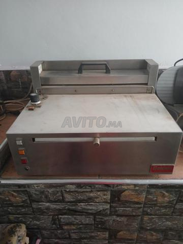 Machine d'emballage plastique