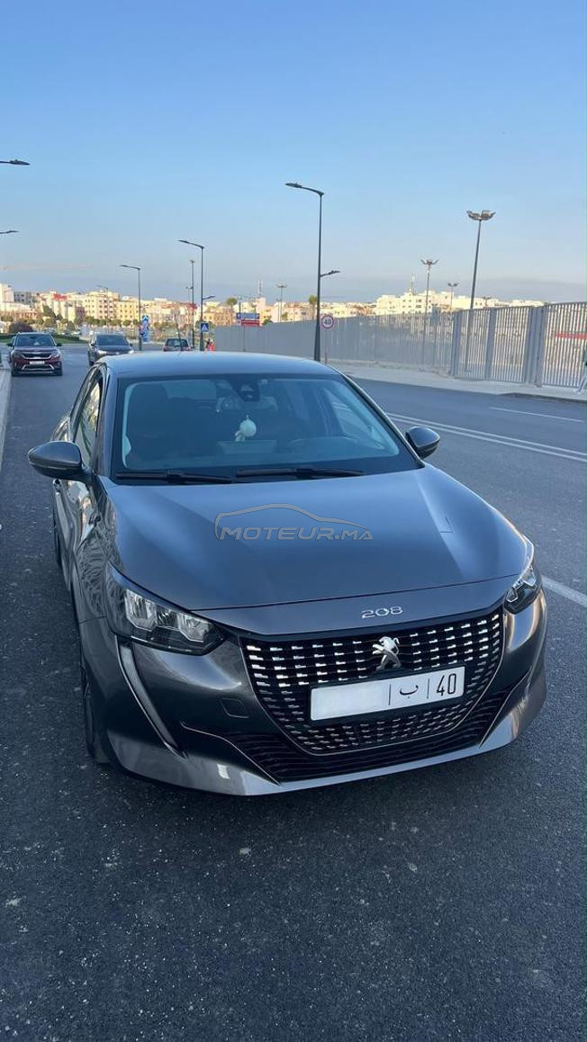 Peugeot 208 toute option à vendre 