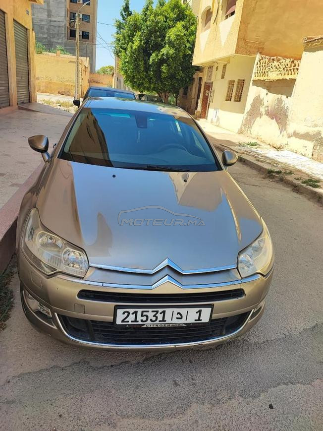 Citroën C5 manuelle mazala ne9iyia 