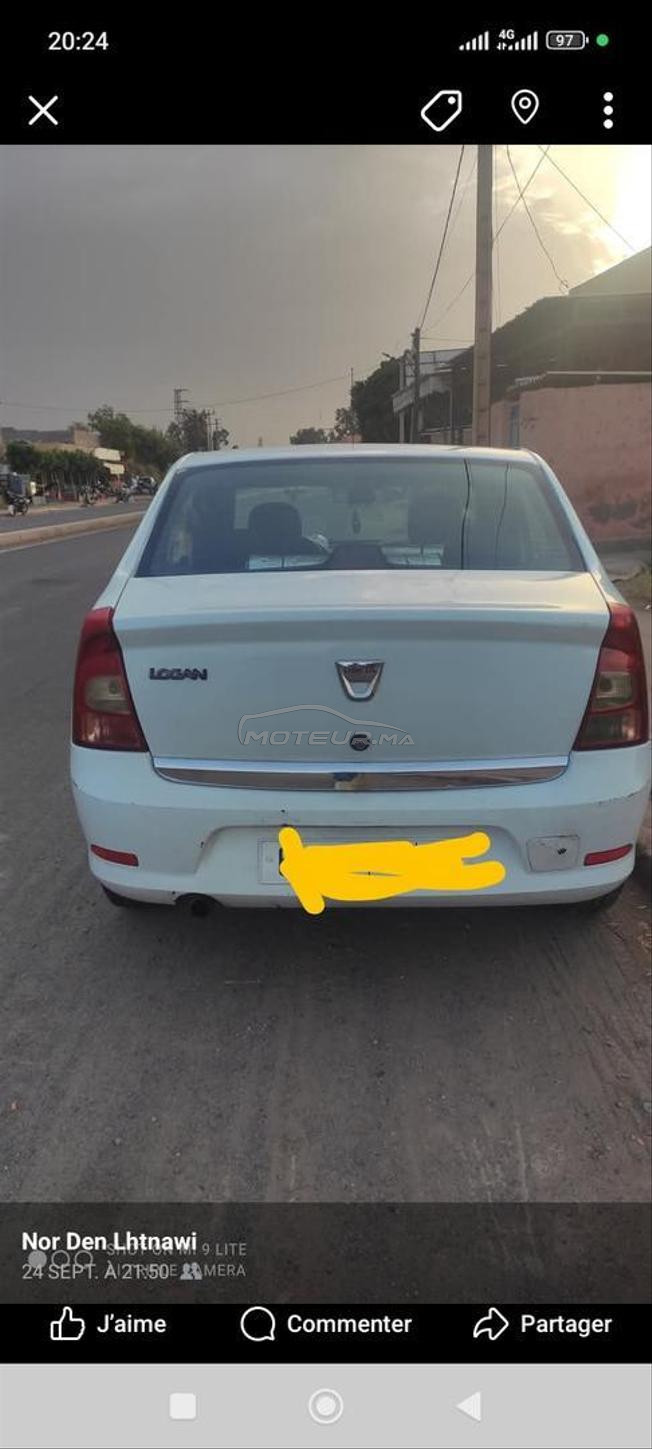 سيارة في حالة جيدة