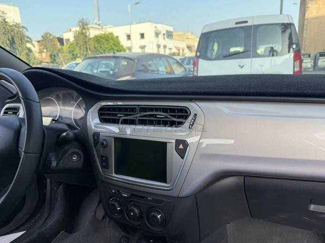 voiture trés bon etat