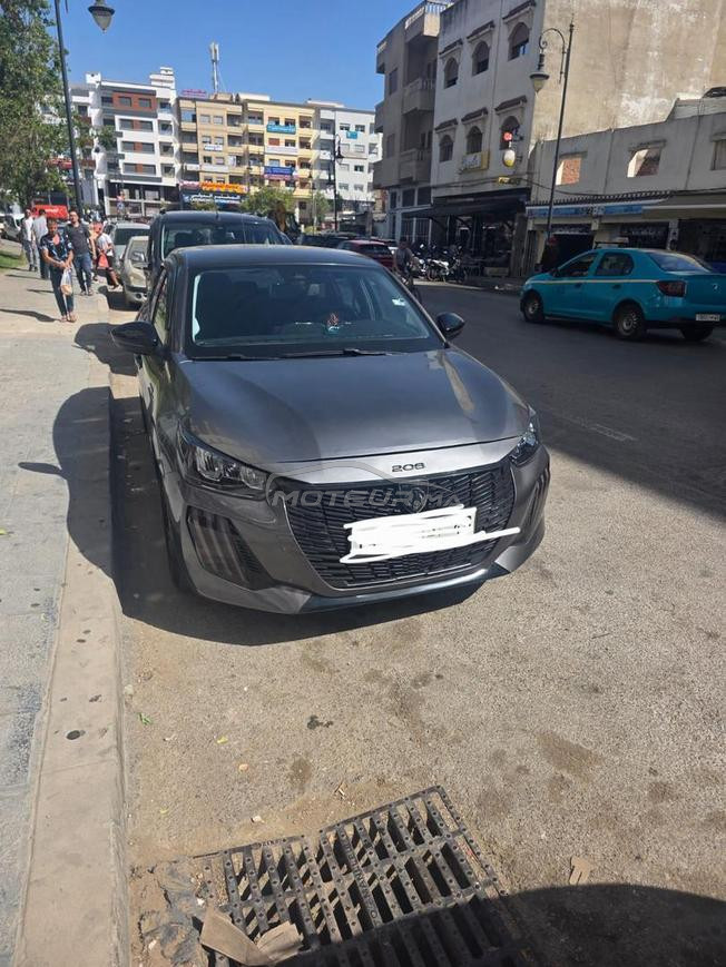 Peugeot 208 II Diesel 2023 Manuelle 40 000 km 