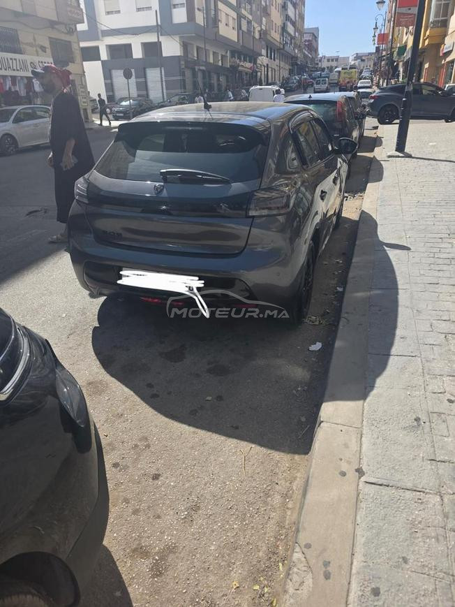Peugeot 208 II Diesel 2023 Manuelle 40 000 km 