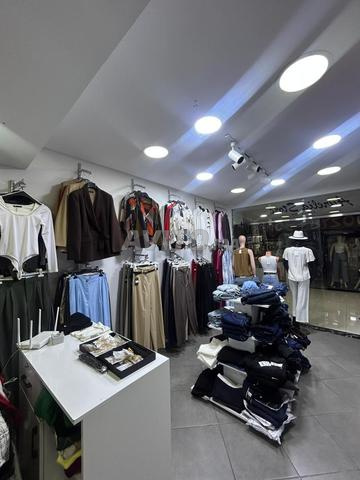 Liquidation totale du magasin - 2