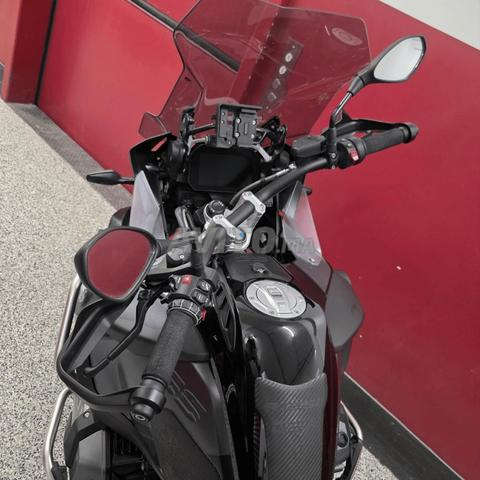 BMW GS 1250 Triple Black