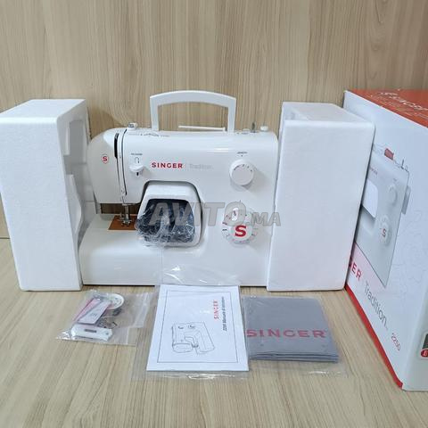 SINGER Tradition 2250 - Machine à coudre Neuve