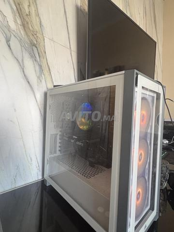 حاسوب ألعاب للبيع بحالة جيدة جداً