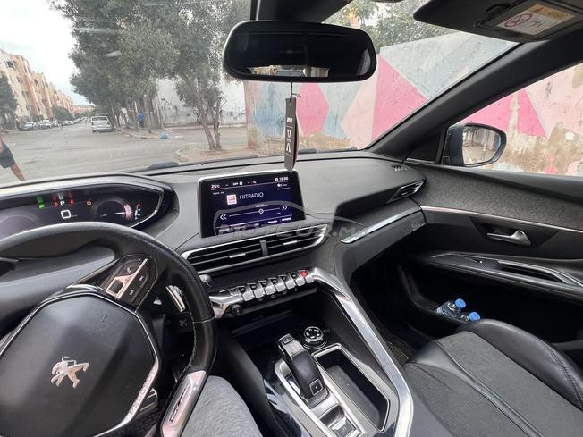 Peugeot 3008 modèle 2019/11 allure