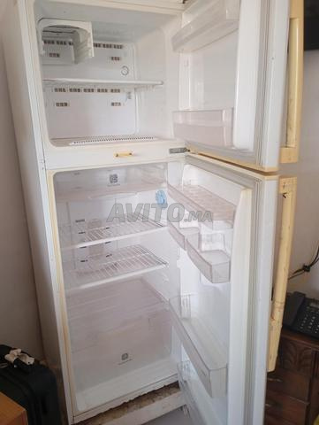 ثلاجة سامسونج مانعة للتجمد بسعة 340 لتر - 2