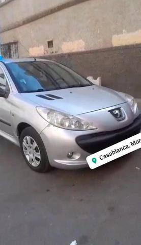 بيجو 206 بنزين يدوية 2012 بالدار البيضاء - 2