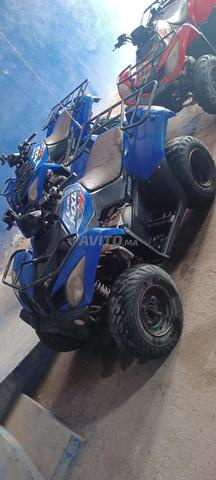 3 quads Kymco 300 cc Prix raisonnable