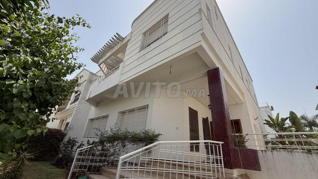 Villa à louer avec piscine