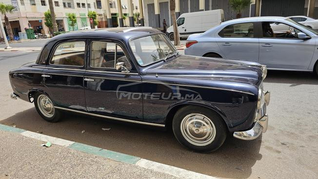 peugeot 403 réstaurée
