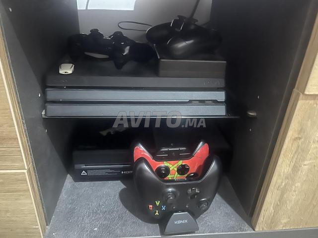 Xbox one avec deux manettes