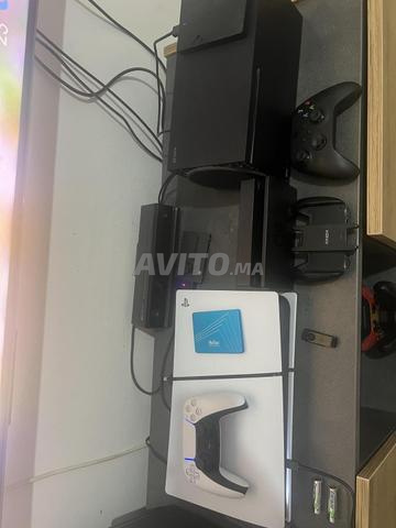 Xbox one avec deux manettes - 2