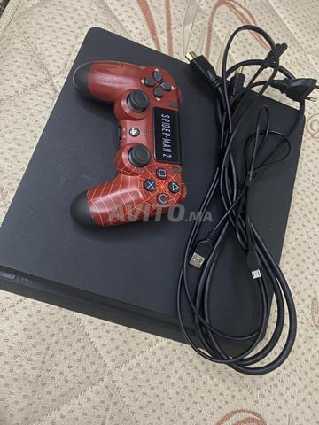 PS4 Slim - 2