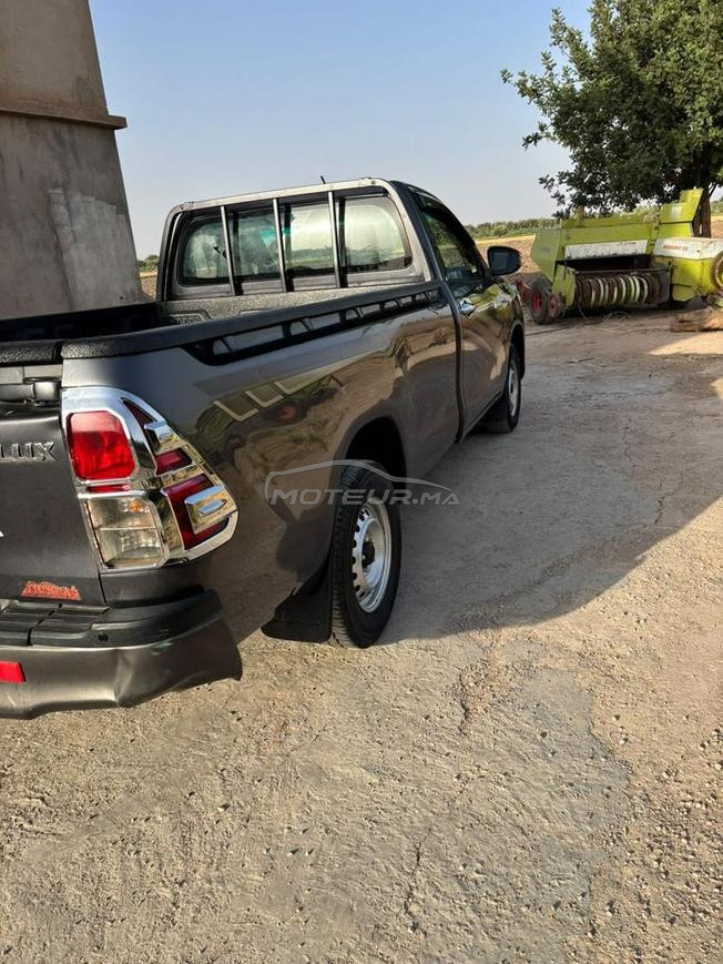 Toyota hilux en bon etat