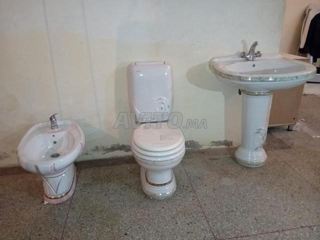 Ensemble sanitaire porcelaine italienne