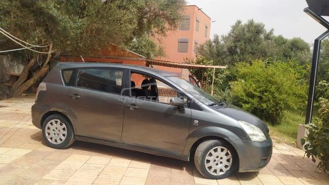 toyota corola verso 
