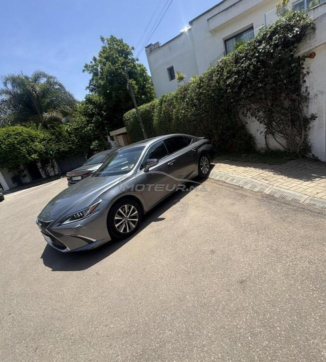 Lexus ES300h Hybride 2019 – État Excellent
