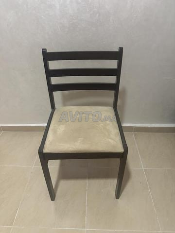 مجموعة من 8 كراسي - 2