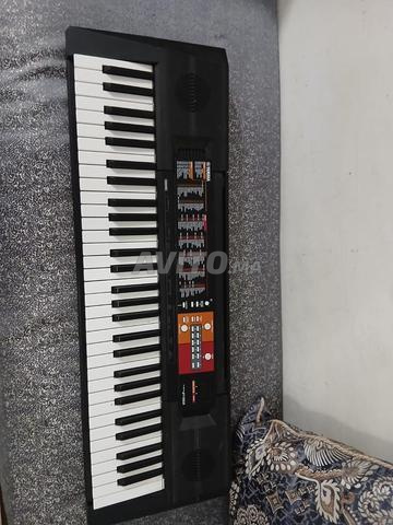 piano yamaha psr f51 - 2