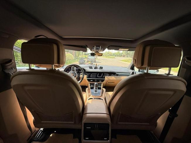 Porsche Cayenne Essence Automatique 2020