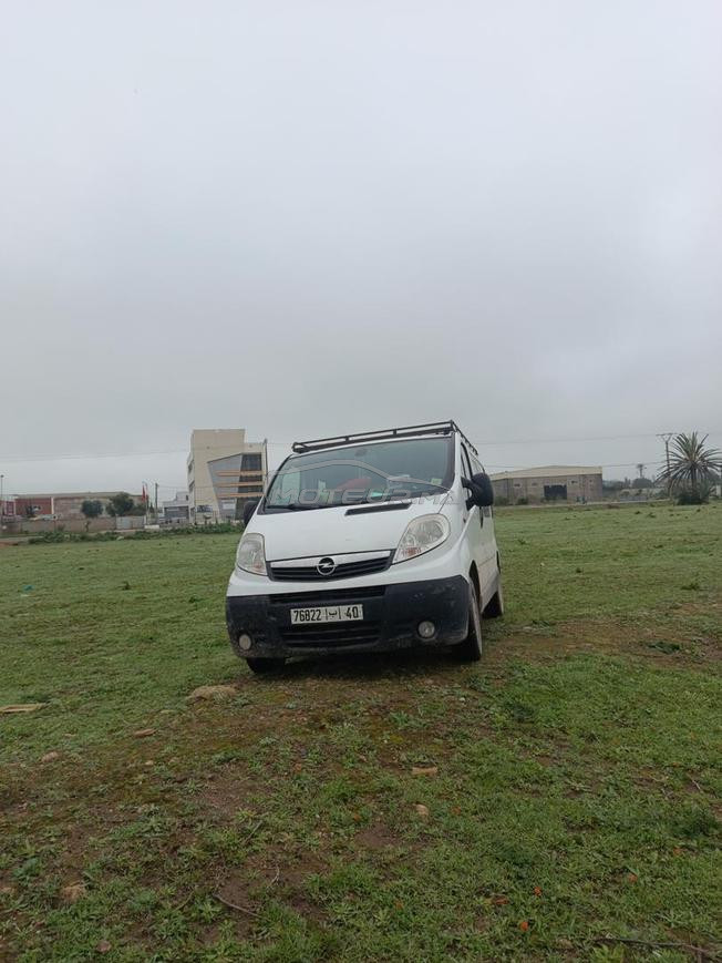 ​Opel Vivaro 2010 / 2019 Nqiya bzaf