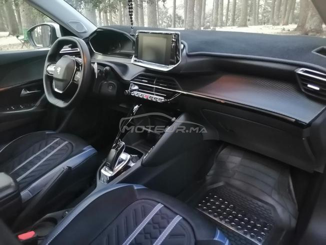 Peugeot 2008 diesel Automatique Fin 2020