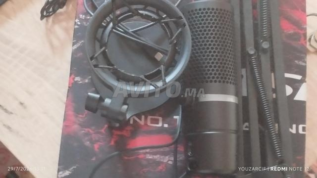 Micro HyperX DuoCast Original Neuf - 🇨🇭 - 2