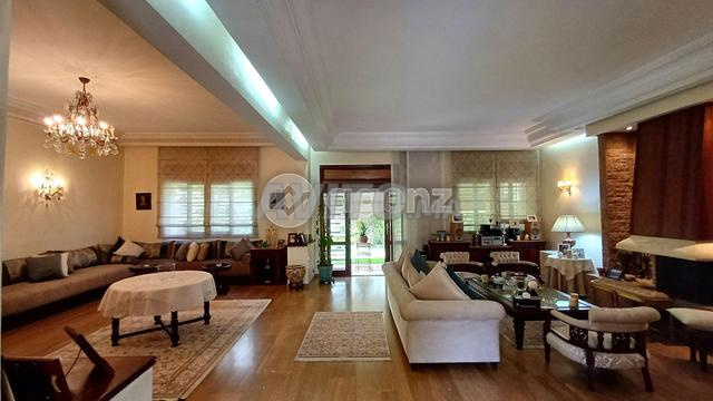 CMN-AC-1941 - Villa à vendre à Sidi Maarouf
