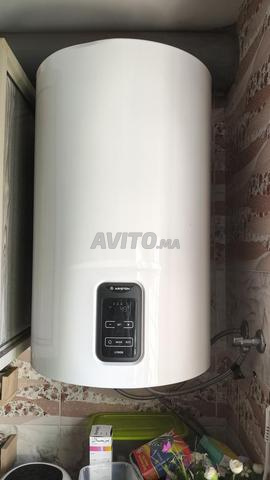 Chauffe-eau électrique vertical Ariston Lydos Plus - 2