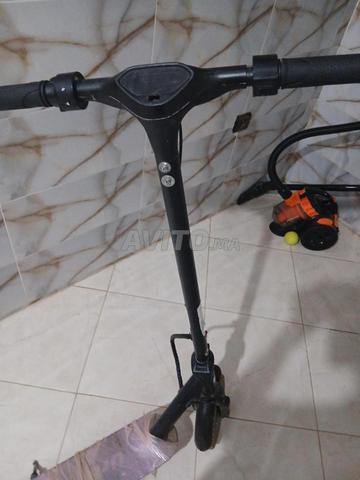 Trottinette électrique avec chargeur 42V - 2