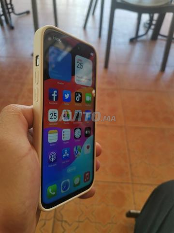 iPhone 16 Pro Max Hay Copie 1ère - 2
