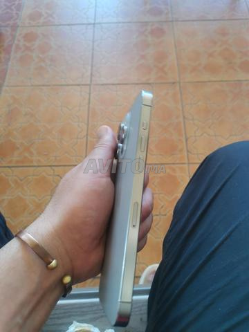 iPhone 16 Pro Max Hay Copie 1ère