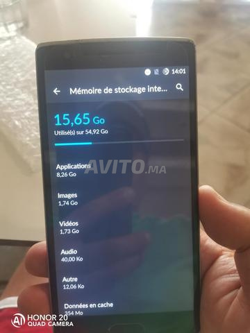 One Plus encore neuf 64 Go et 3 mois de batterie, excellent