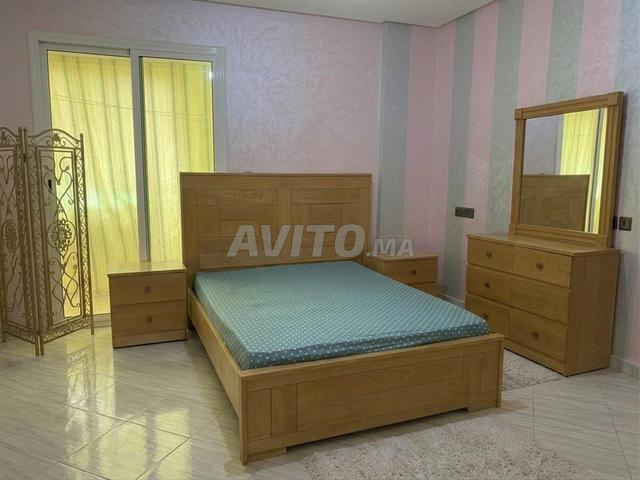 Chambre à coucher complète en bois