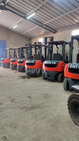 Chariot élévateur Toyota dédouané 2026/07