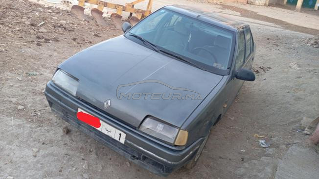 Renault R19 Essence Manuelle 1991 à Tanger