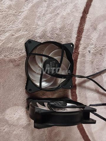 مراوح RGB بحالة ممتازة جداً وقابلة للتفاوض - 2