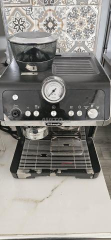 Machine à café DeLonghi à vendre - 2