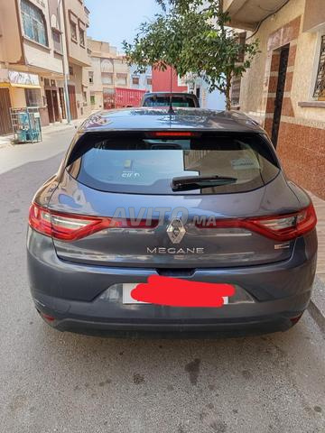 سيارة بحالة جيدة جدا لا تحتاج إلى إصلاح - 2