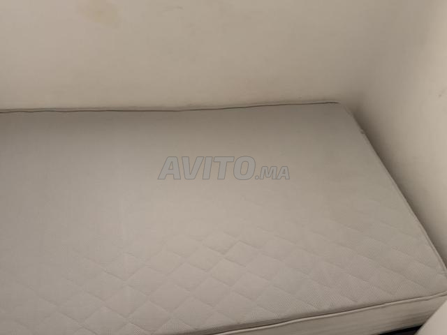 Lit neuf (matelas et sommier) - 2
