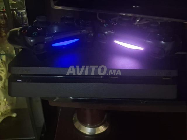 PS4 Slim Flashée / 2 manettes / 1TB stockage - 2