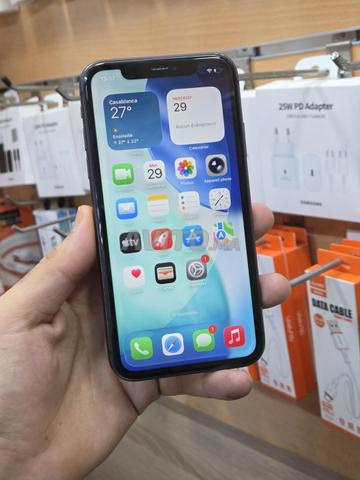iPhone 11 128Go batterie 90% tout est original - 2