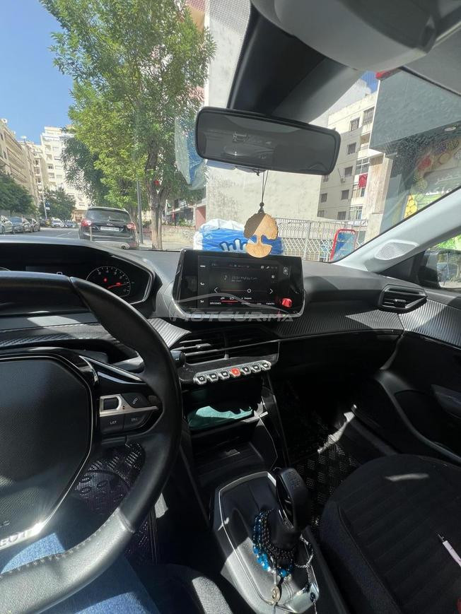 Peugeot 208 Diesel Manuelle 2023 à Tanger