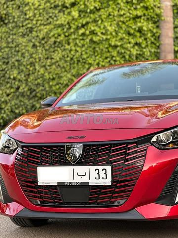 Peugeot 208 Allure, 1ère main - 2