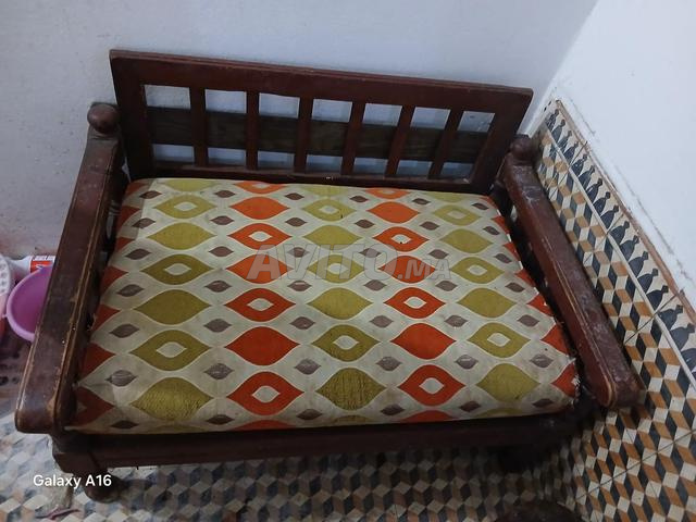 Fauteuil en bois à vendre - 2